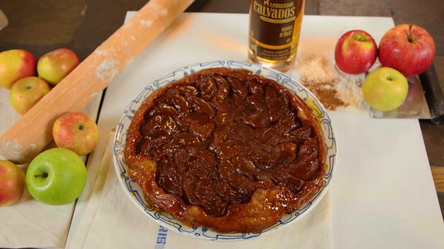 Classic Apple Tarte Tatin - Del's cooking twist